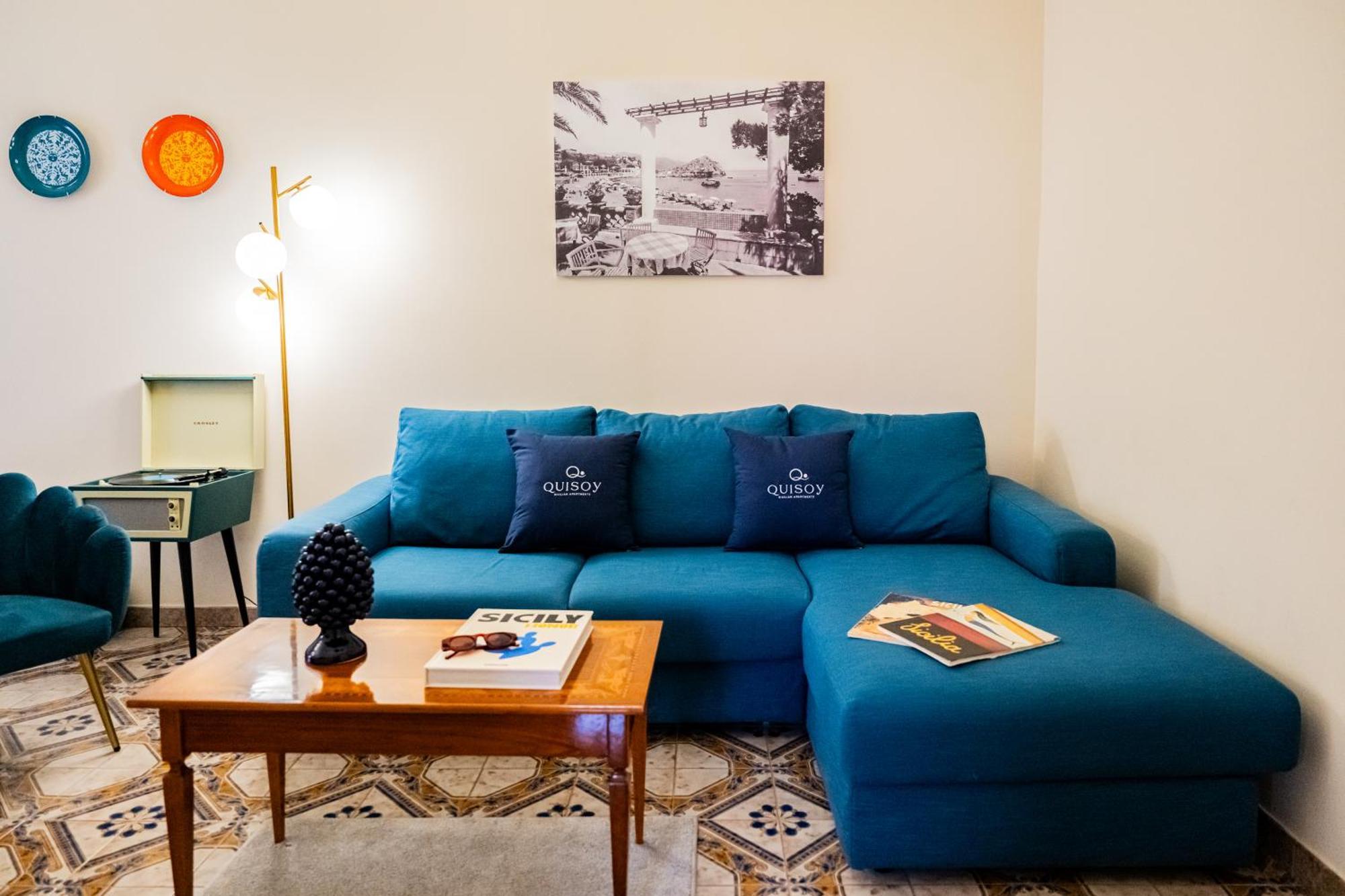 Achilles Apartment Giardini Naxos Εξωτερικό φωτογραφία