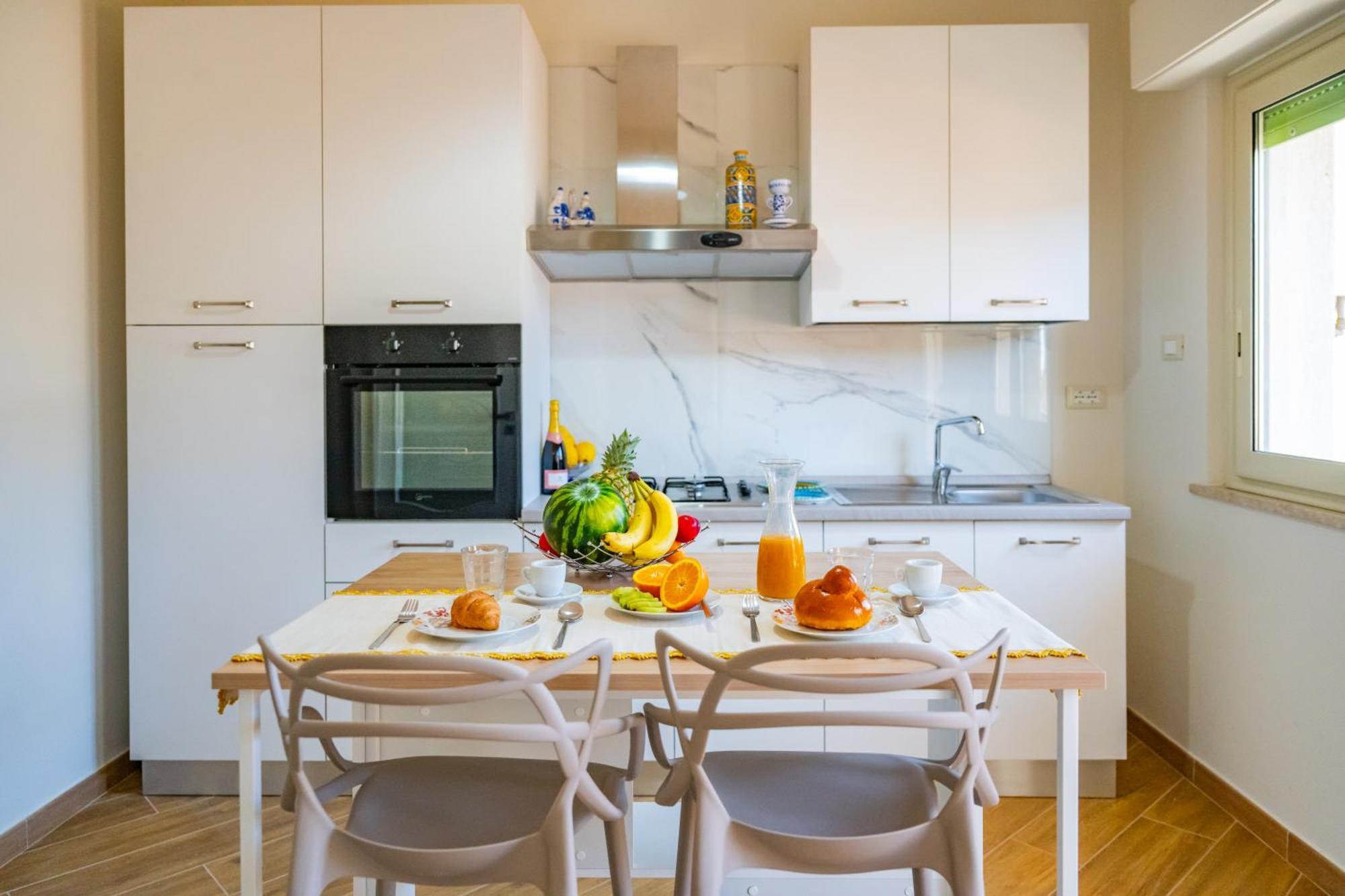 Achilles Apartment Giardini Naxos Εξωτερικό φωτογραφία